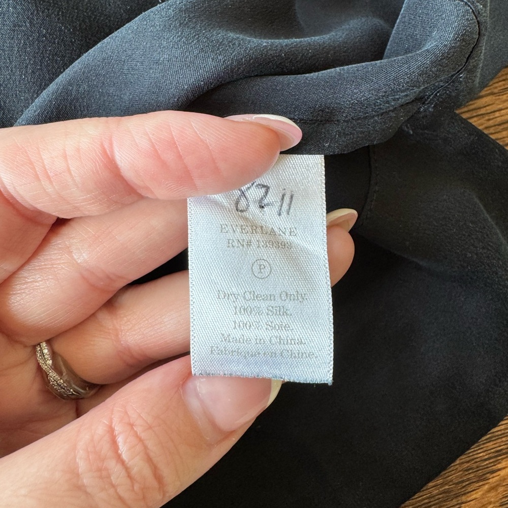Everlane Clean Silk Charmeuse Tie Blouse - Picture 7 of 8